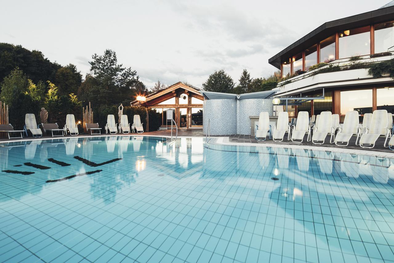 Thermenhof PuchasPLUS Loipersdorf Jennersdorf Exterior foto
